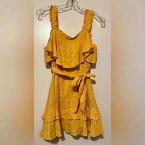Here comes the sun mustard sleeveless dress size M